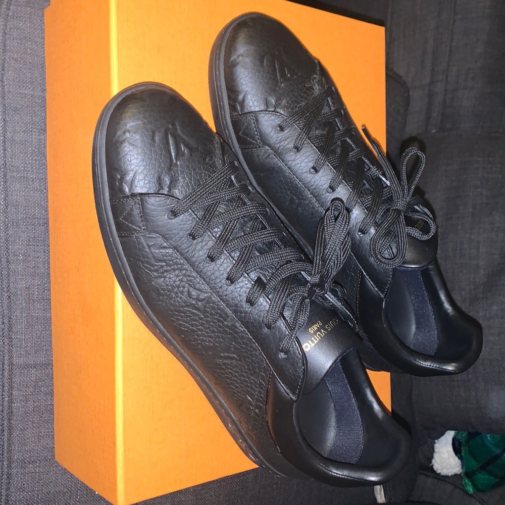 Luxembourg Sneaker “1A8QEB “ Mens UK 8 1/2    USA 9 1/5 men’s